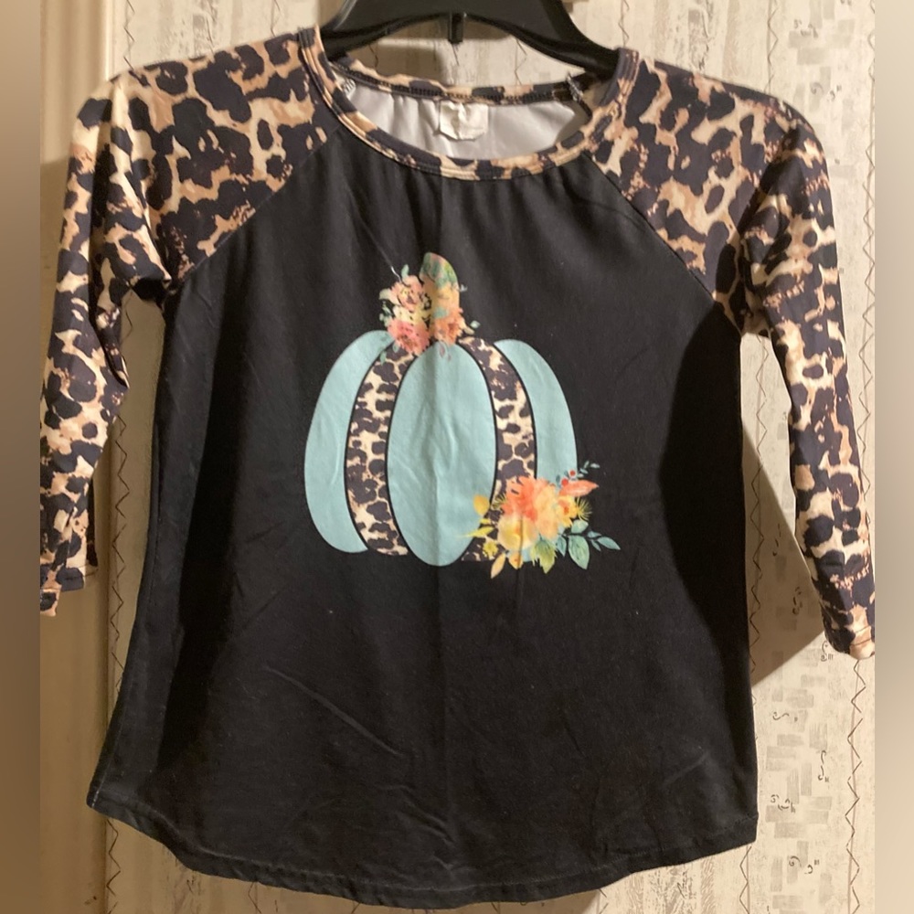 Girls Boutique Size 3XL Age 6-7T 3/4Sleeve BlackW/Leopardand Pumpkin